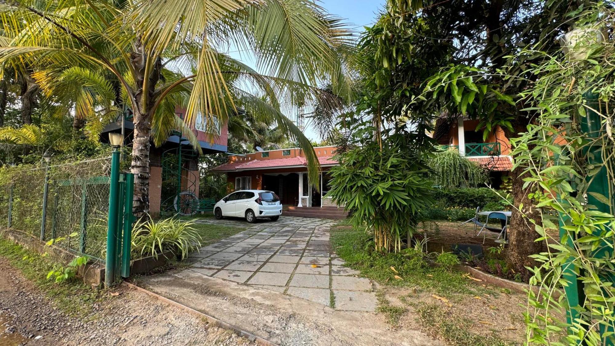 Garggi Kumarakom Village Homestay Екстериор снимка