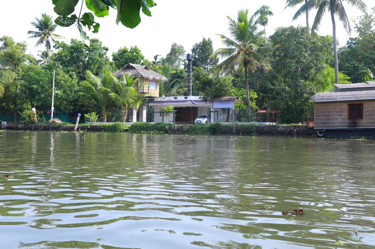 Garggi Kumarakom Village Homestay Екстериор снимка